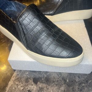 Dr Scholl’s Be Free platform slip-on sneaker